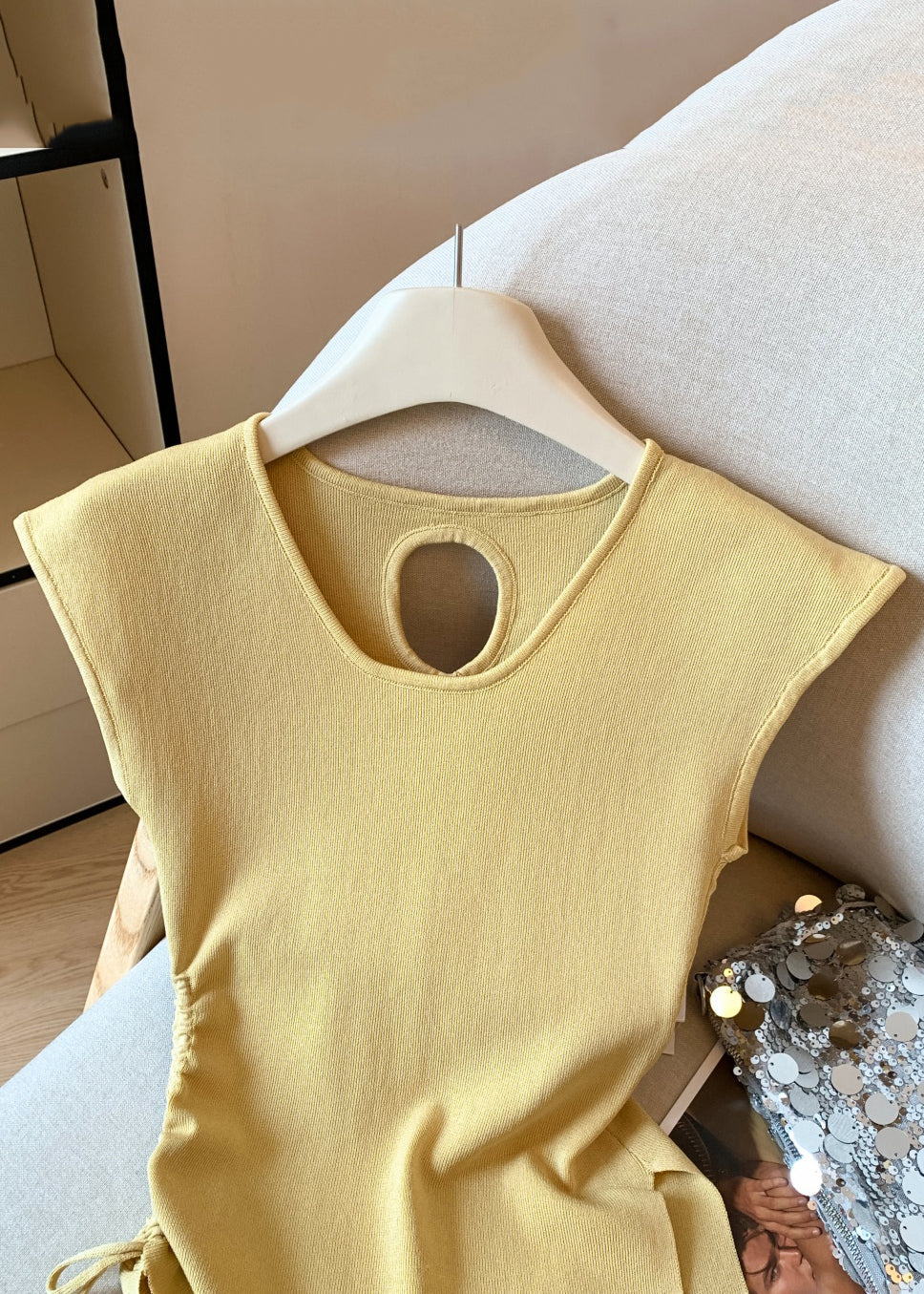 Classic Vintage Shirt with a Flattering Fit