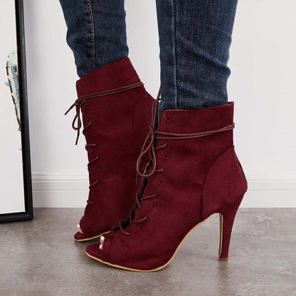 Graceful Orthopedic Boots for Modern Look