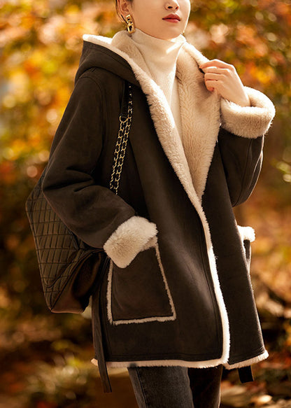 Effortlessly Elegant Coat with a Timeless Design