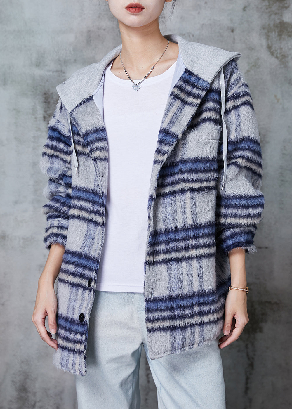 Gracefully Styled Coat for Any Occasion