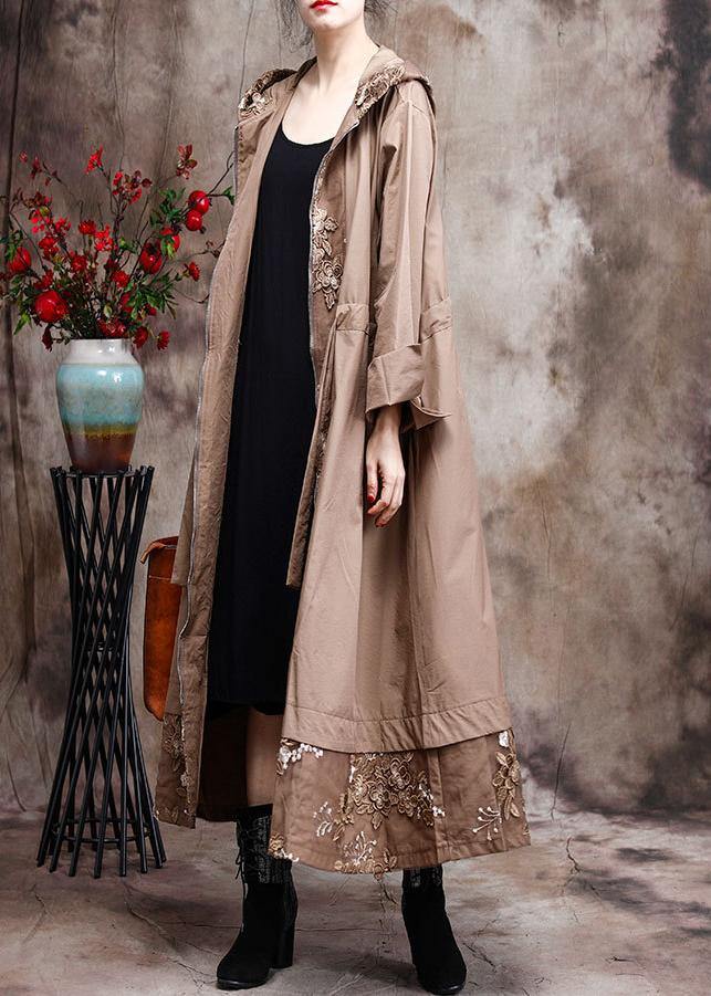 Well Tailored Coat with a Graceful Silhouette