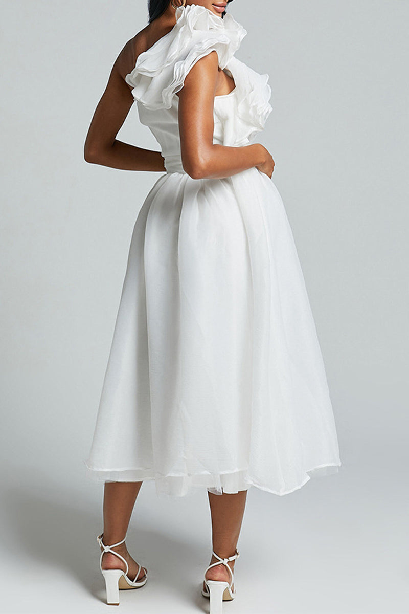 Beautifully Crafted Dress in a Classic Style