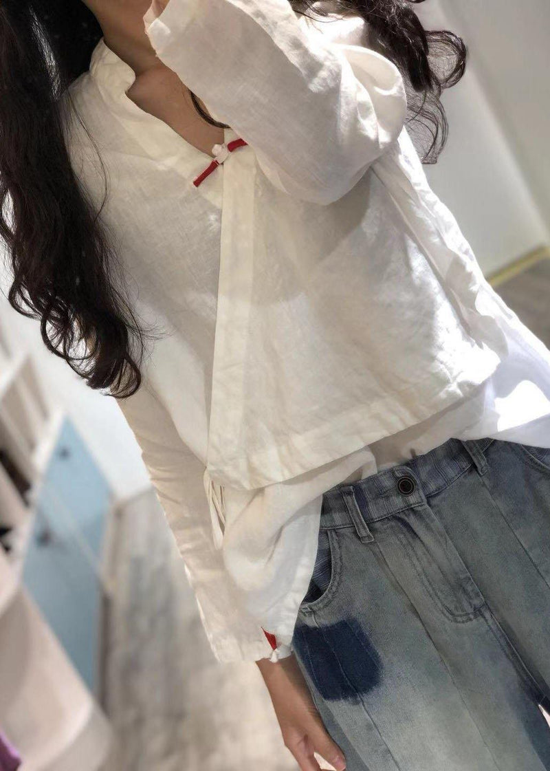 Beautifully Crafted Blouse in a Classic Style