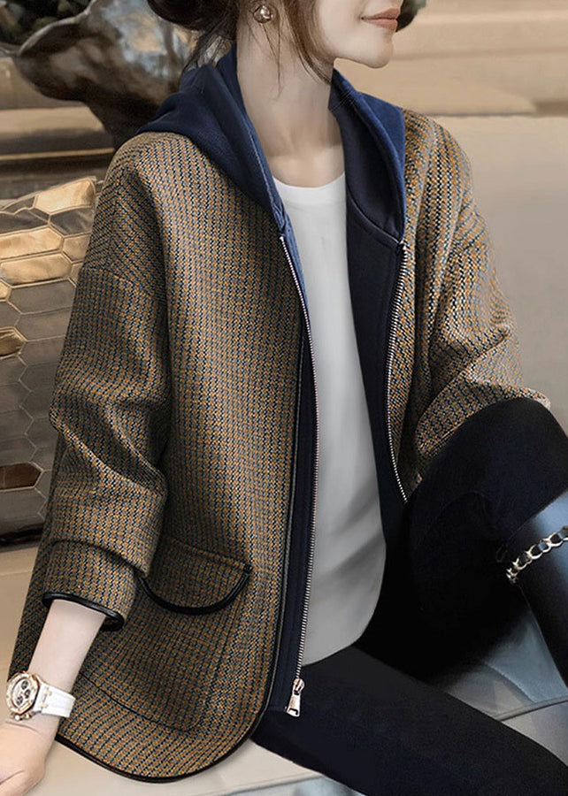 Gracefully Styled Coat for Any Occasion