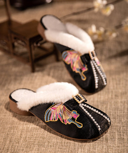 Chic Orthopedic Slippers with Unique Design