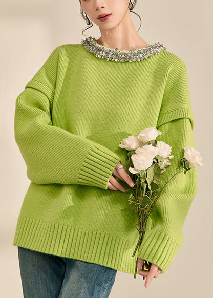 Well Tailored Sweater with a Graceful Silhouette