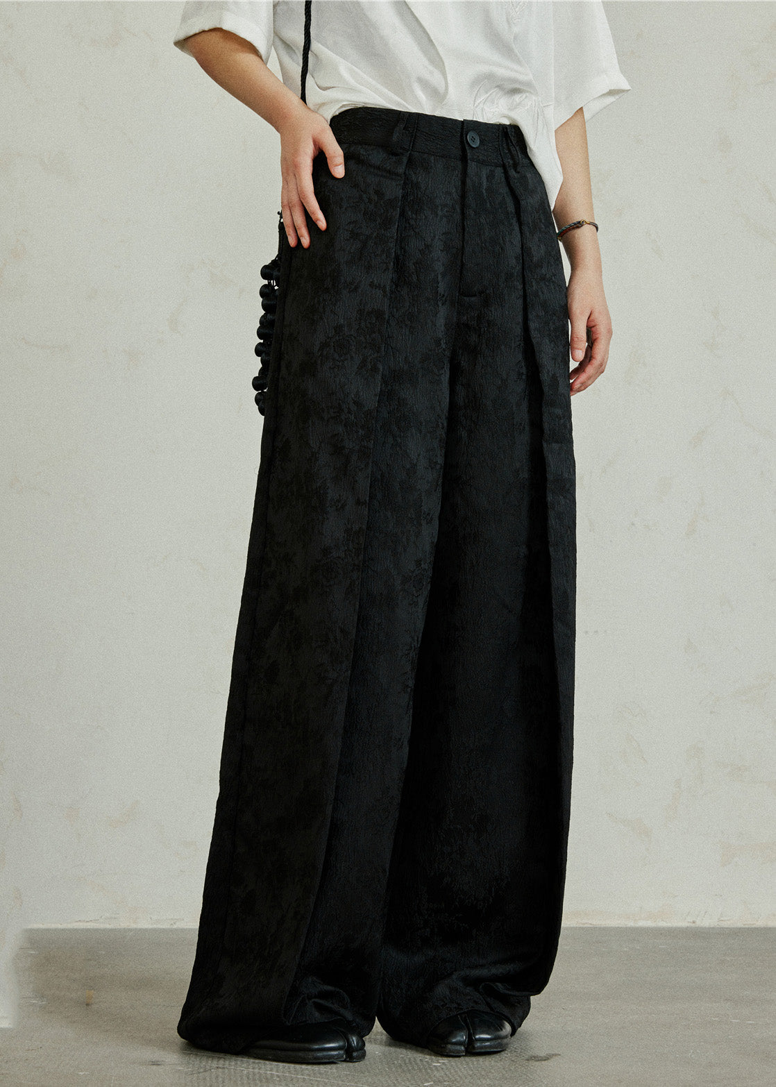 Classic Vintage Pants with a Flattering Fit