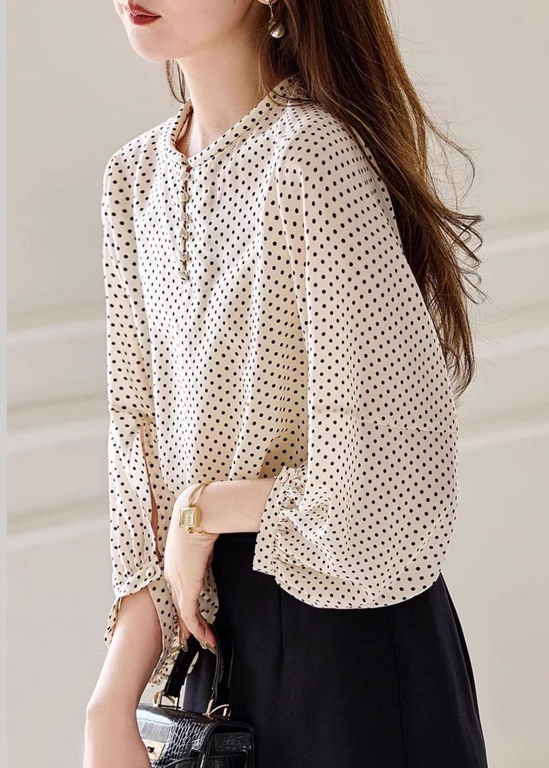 Polished Top with an Effortless Classic Look