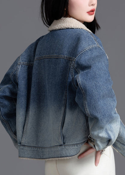 Elegantly Styled Coat for Everyday Wear