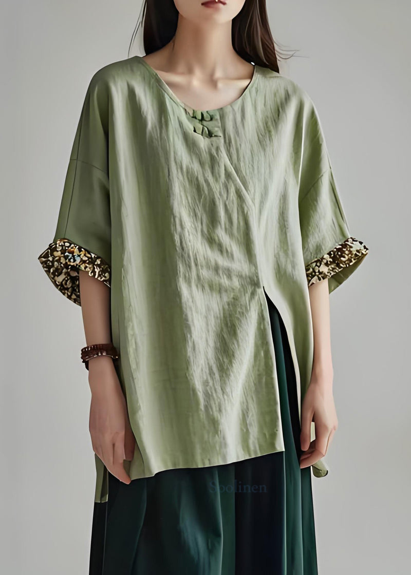 Sophisticated Blouse with a Clean Classic Look