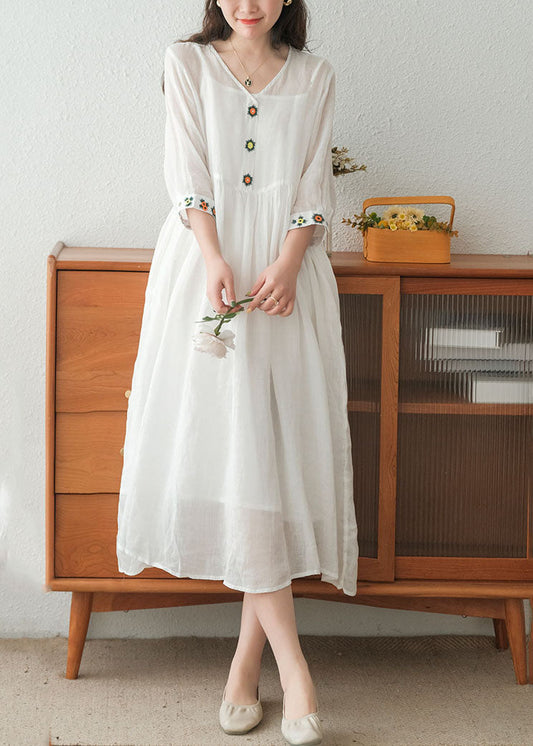 Beautifully Crafted Dress in a Classic Style