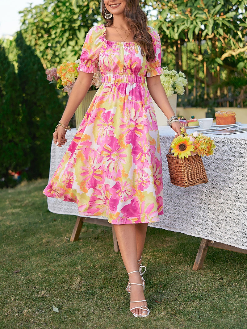 Well Tailored Dress with a Graceful Silhouette