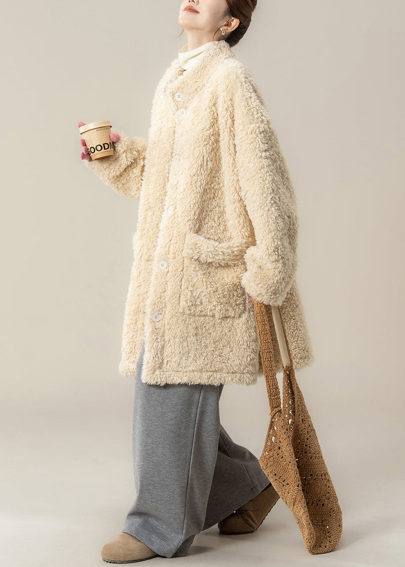 Classic Vintage & Enduringly Stylish Coat