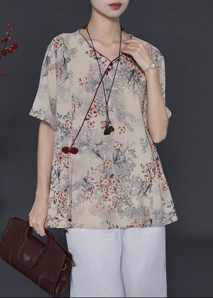 Effortlessly Elegant Blouse with a Timeless Design