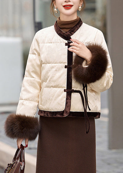 Gracefully Styled Jacket for Any Occasion