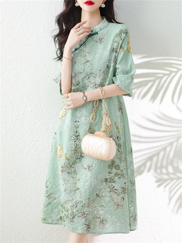 Well Tailored Dress with a Graceful Silhouette