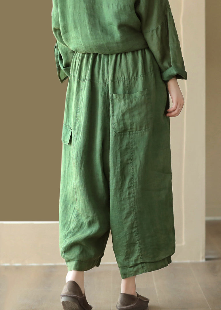 Well Tailored Pants with a Graceful Silhouette