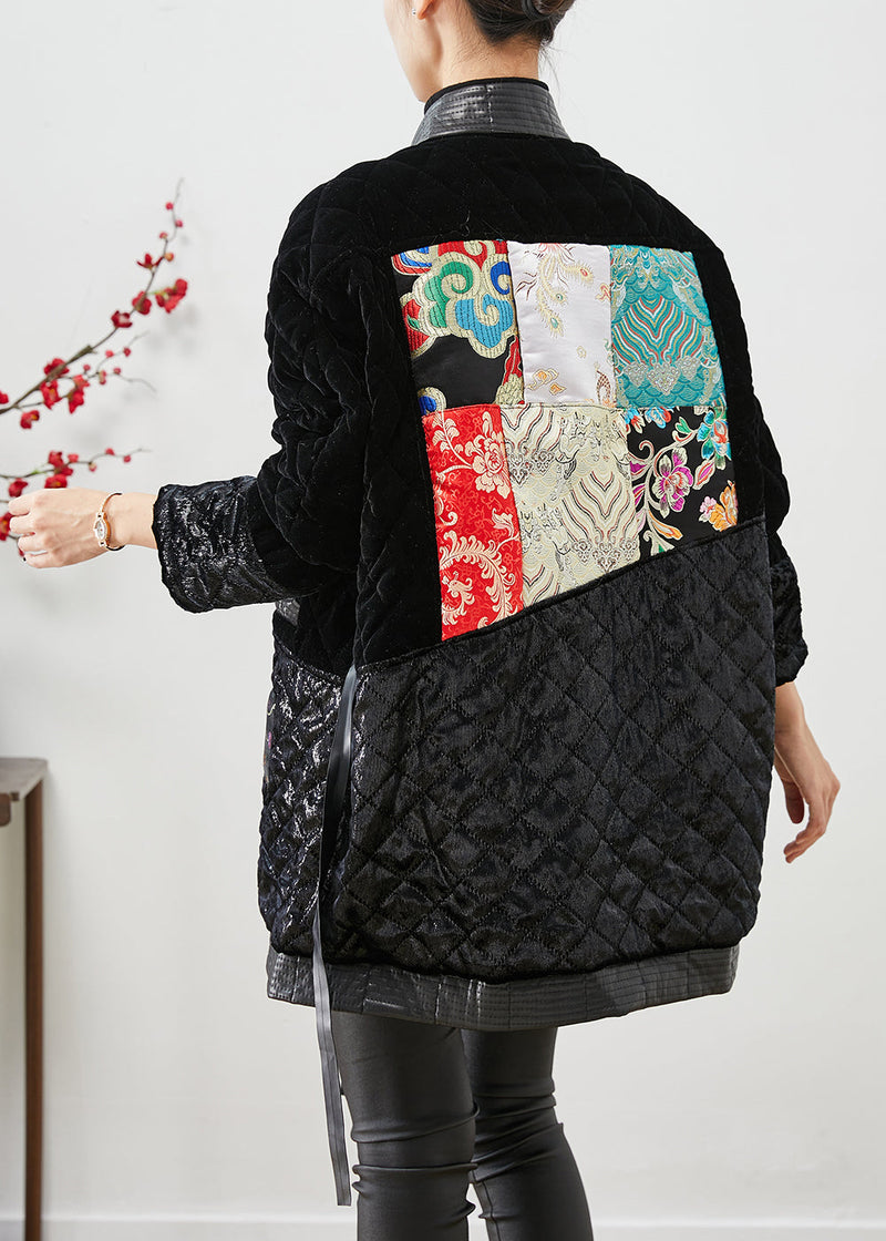 Beautifully Finished Coat in a Timeless Design