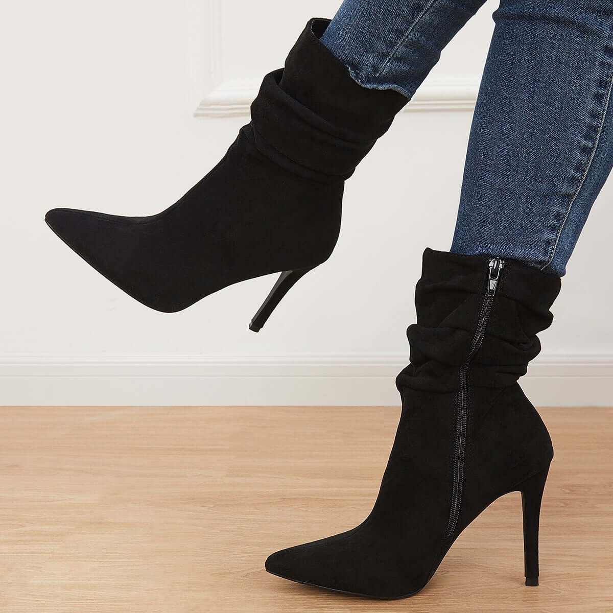 Chic Orthopedic Boots with Unique Design
