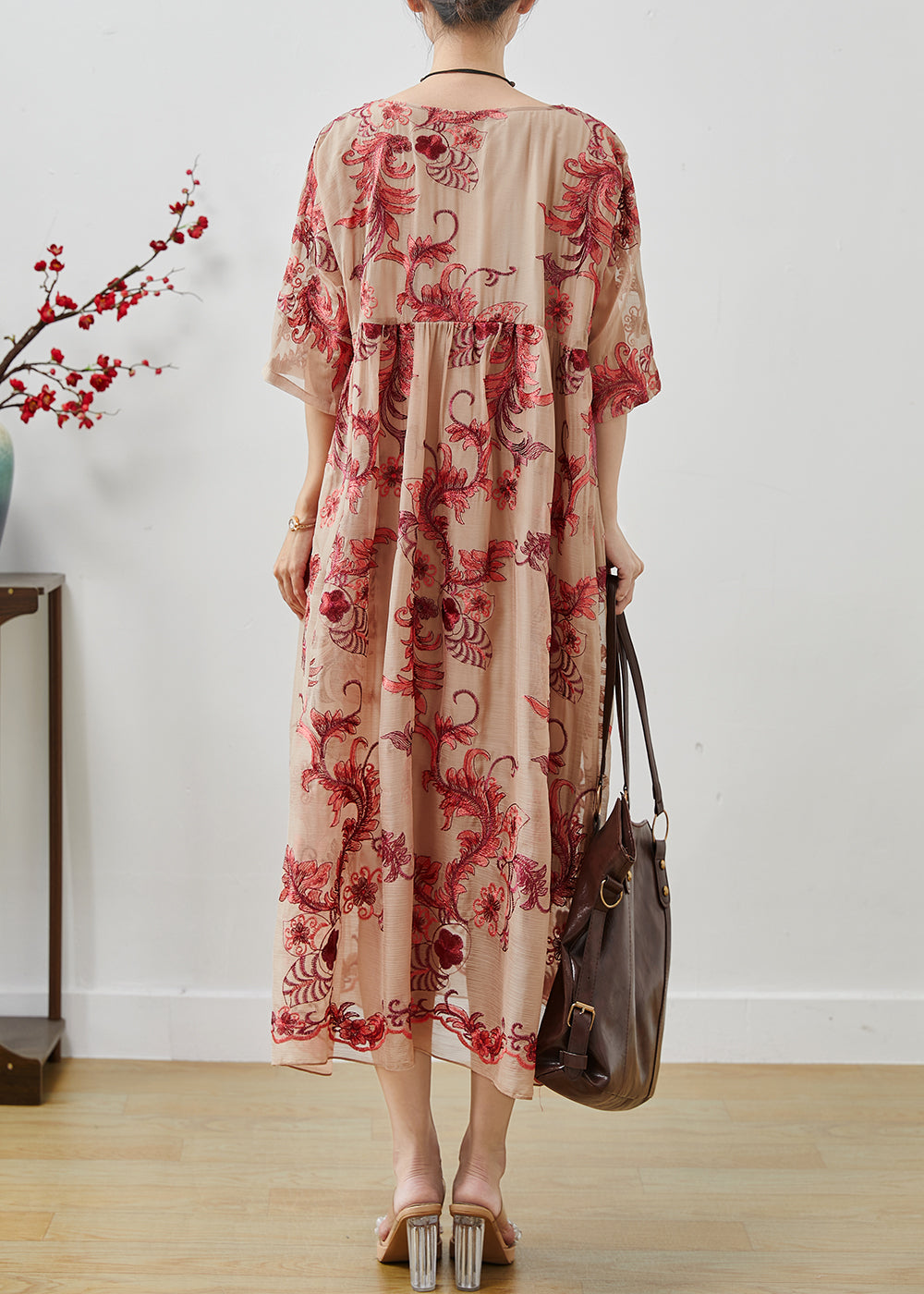 Beautifully Crafted Dress in a Classic Style