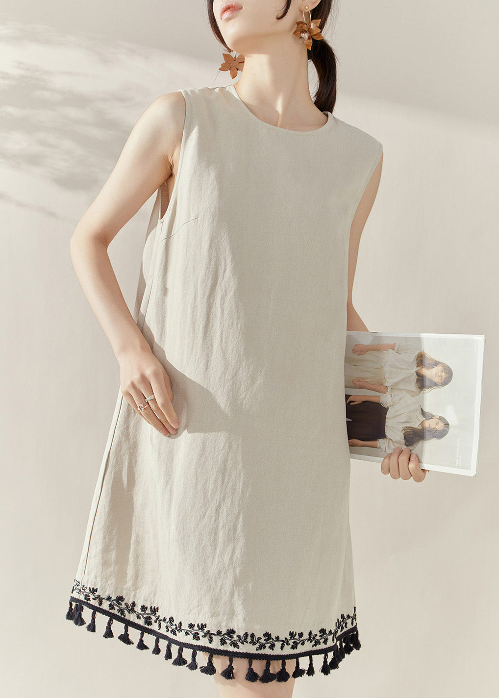 Beautifully Finished Dress in a Timeless Design