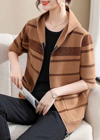 Gracefully Styled Cardigan for Any Occasion