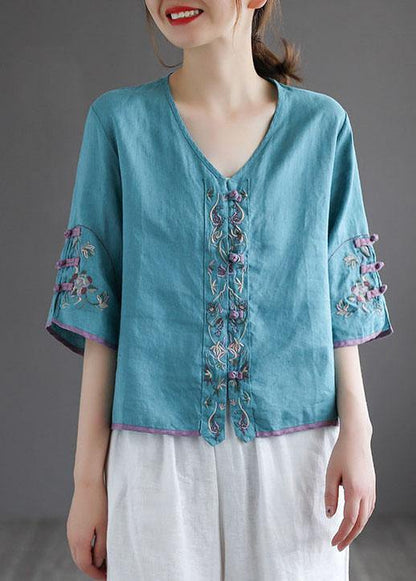 A Vintage Style Shirt with Delicate Timeless Details