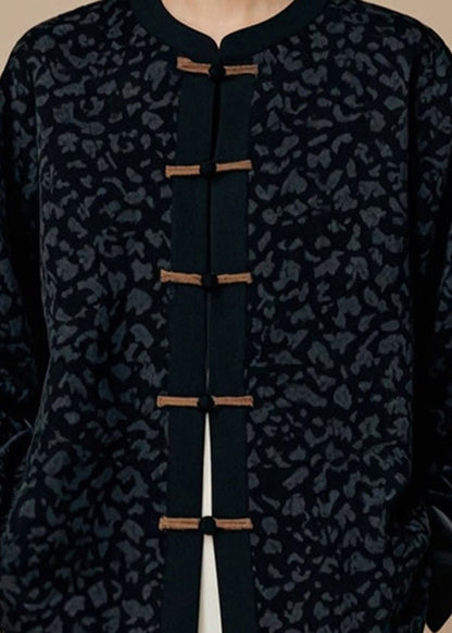 Elegantly Styled Coat for Everyday Wear
