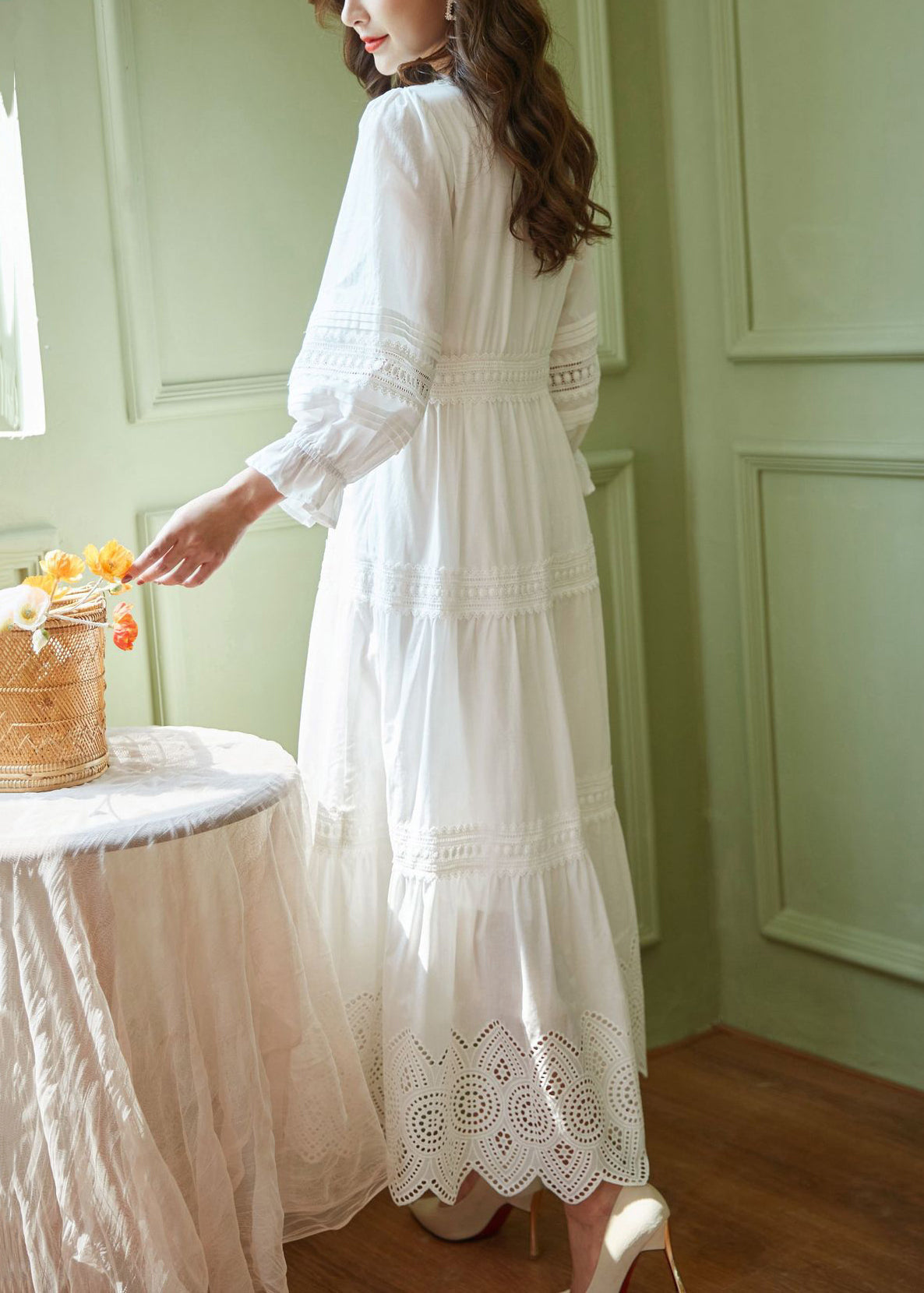 Classic Vintage Dress with a Flattering Fit