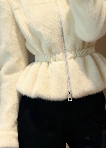 Elegantly Styled Coat for Everyday Wear
