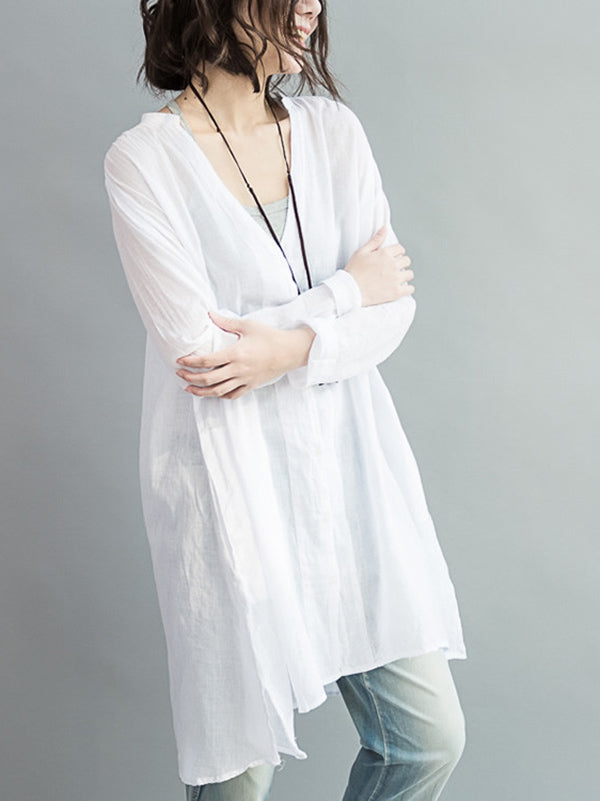 Classic Vintage Blouse with a Flattering Fit