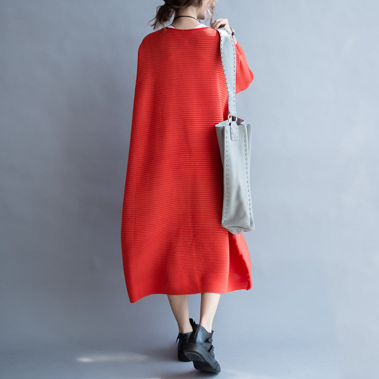 Well Tailored Sweater with a Graceful Silhouette