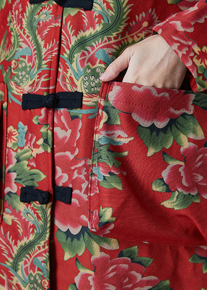 Beautifully Finished Coat in a Timeless Design