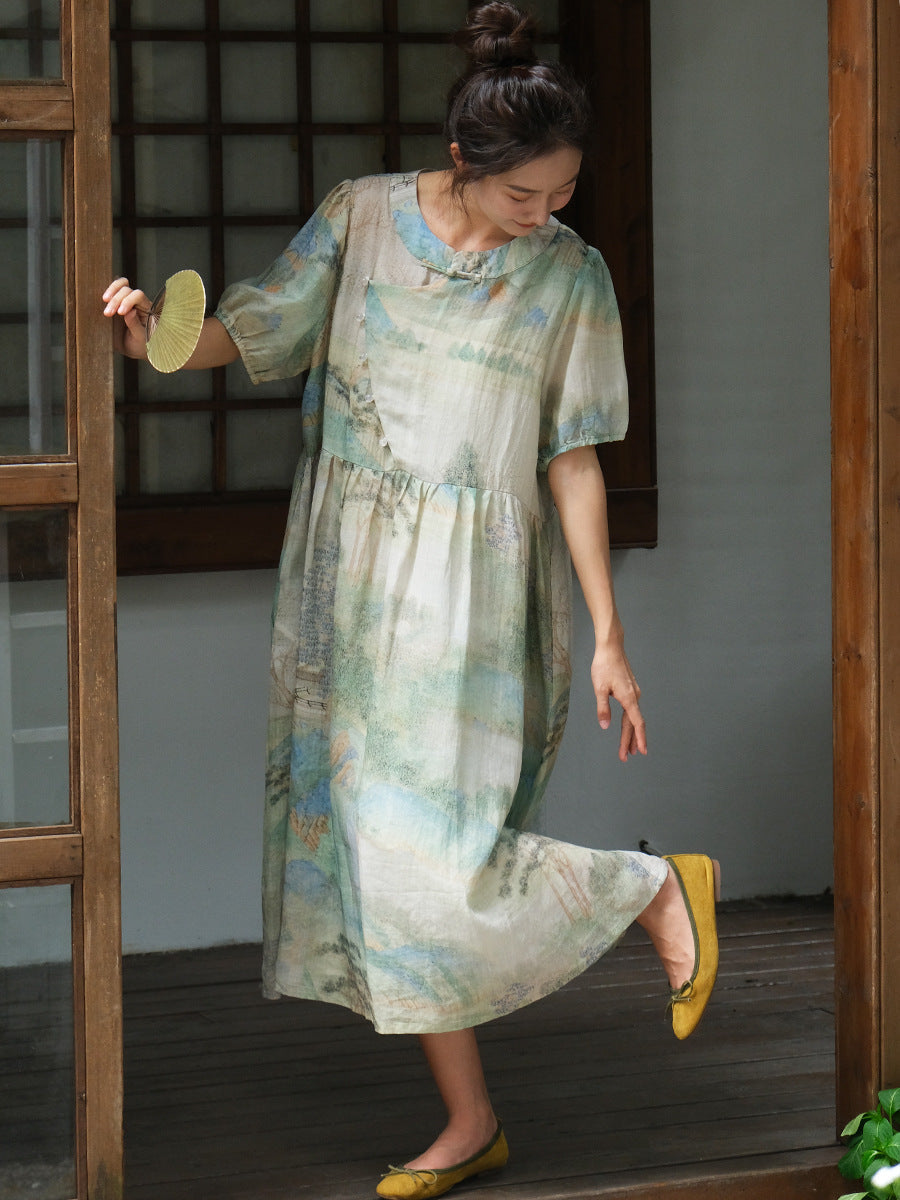Beautifully Finished Dress in a Timeless Design