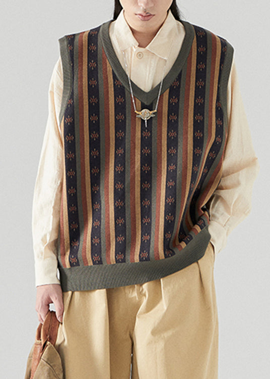 Classic Vintage & Enduringly Stylish Coat