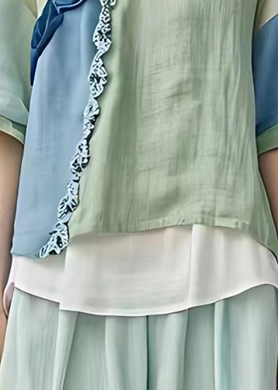 Polished Top with an Effortless Classic Look