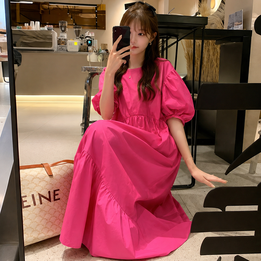 Effortlessly Elegant Dress with a Timeless Design
