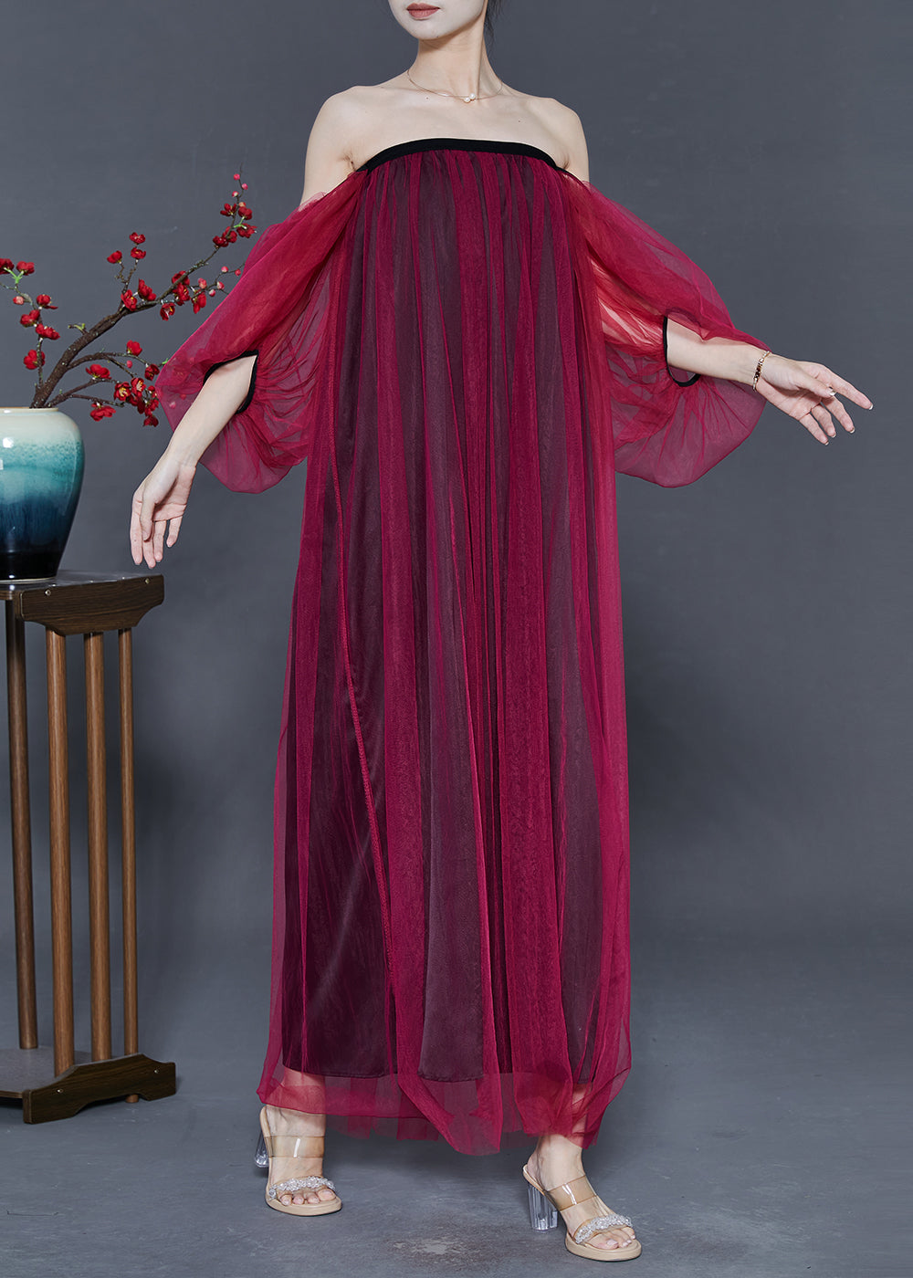 Beautifully Crafted Dress in a Classic Style