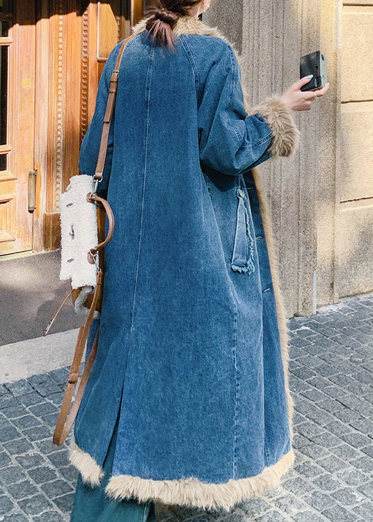 Elegantly Styled Coat for Everyday Wear