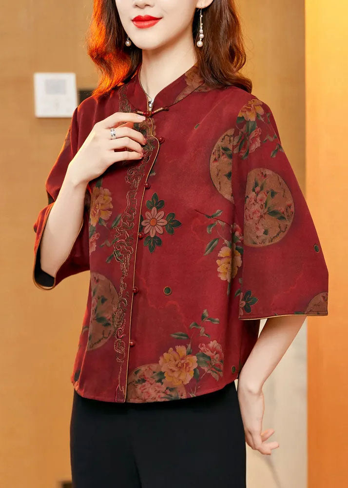 Classic Vintage Shirt with a Flattering Fit
