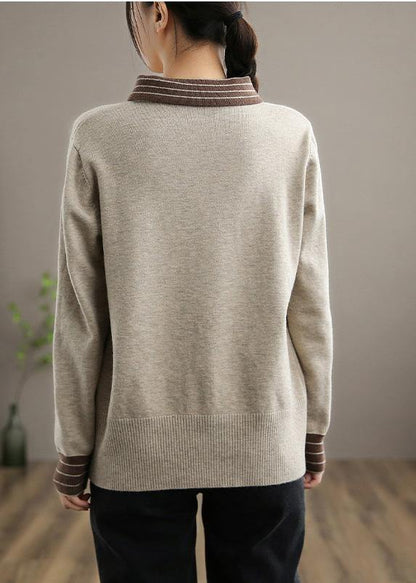 A Vintage Style Top with Delicate Timeless Details