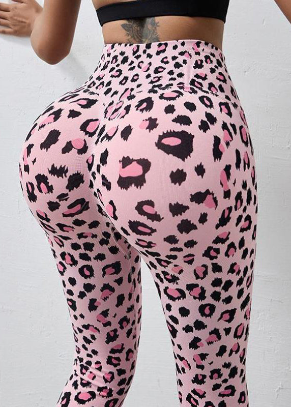 Classic Vintage Pants with a Flattering Fit