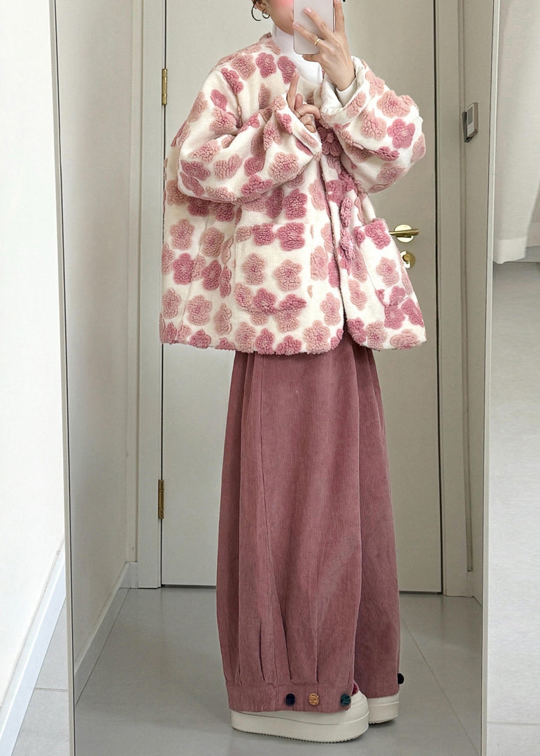 Classic Vintage Pants with a Flattering Fit