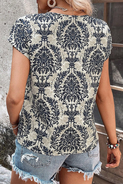 Beautifully Finished T-Shirt in a Timeless Design