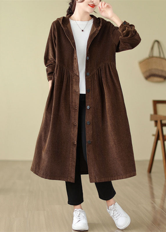 Well Tailored Coat with a Graceful Silhouette