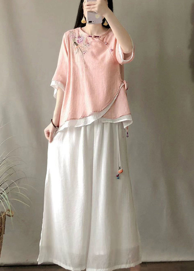 Well Tailored Blouse with a Graceful Silhouette