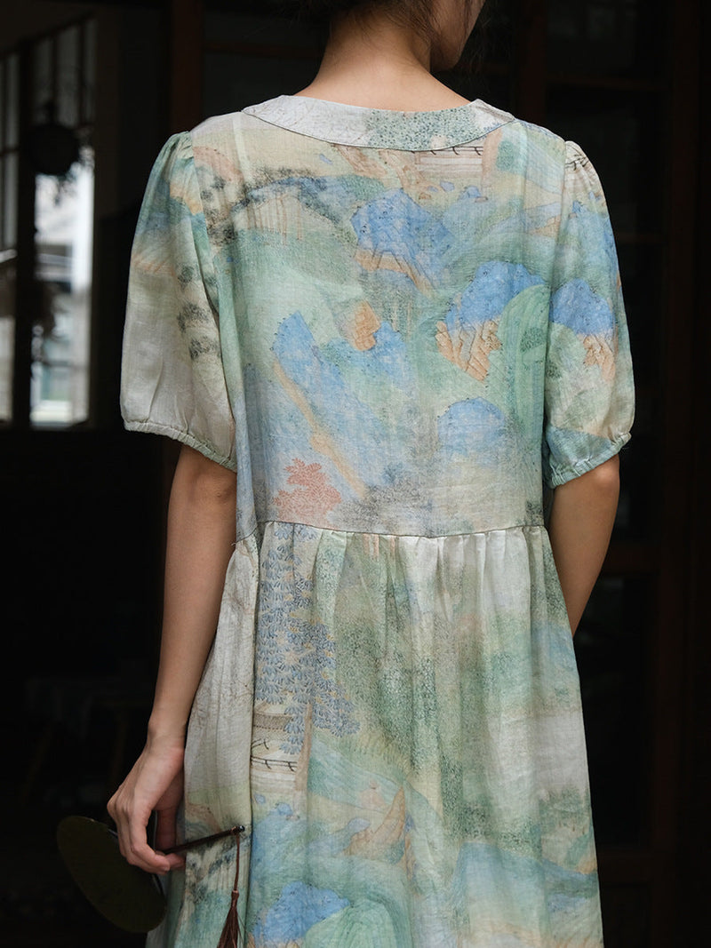 Beautifully Finished Dress in a Timeless Design