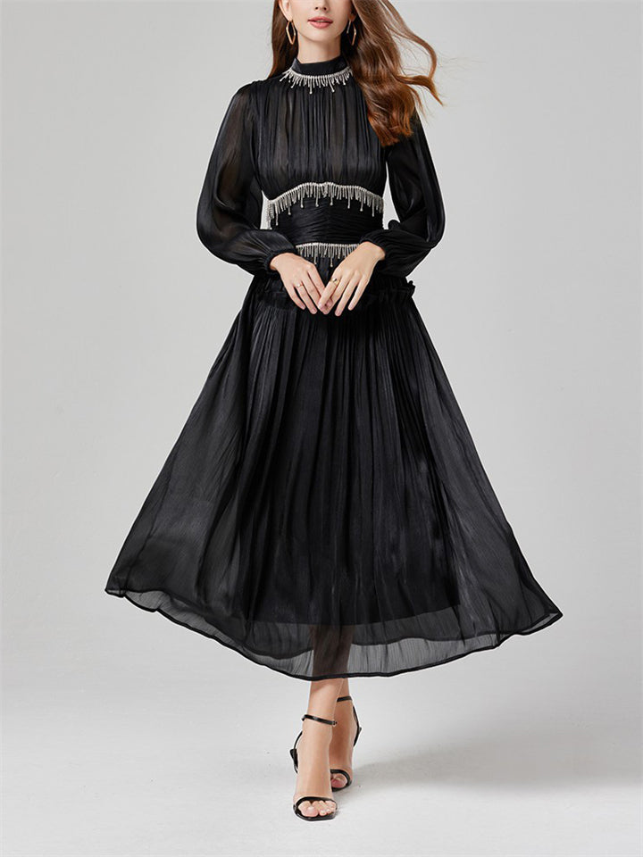 Beautifully Finished Dress in a Timeless Design