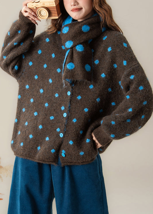 Gracefully Styled Coat for Any Occasion