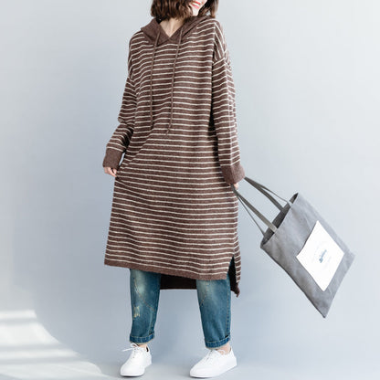 Classic Vintage Sweater with a Flattering Fit